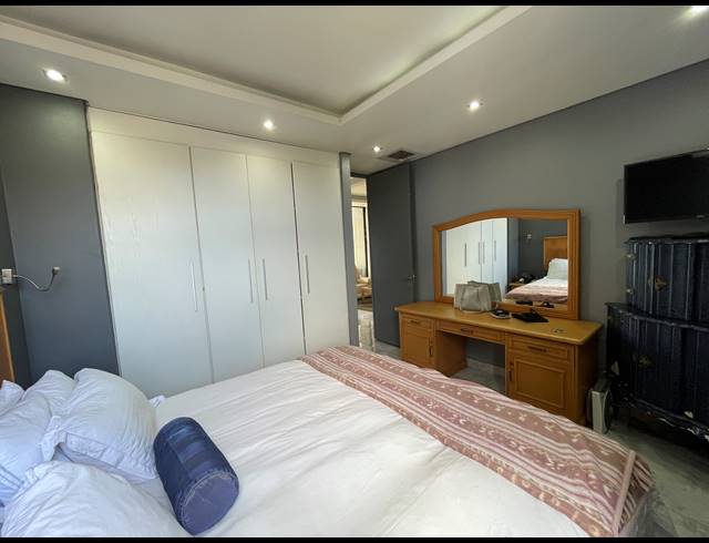 2 BEDROOM APARTMENT FOR SALE IN POINT WATERFRONT